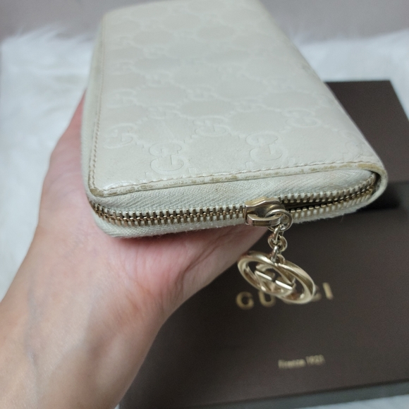 100% Authentic GUCCI zip all around wallet - Picture 7 of 14